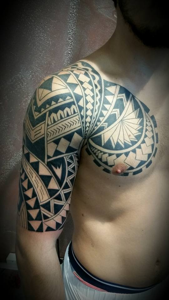 Polinéz tetoválás a Pinker Tattoo galériából